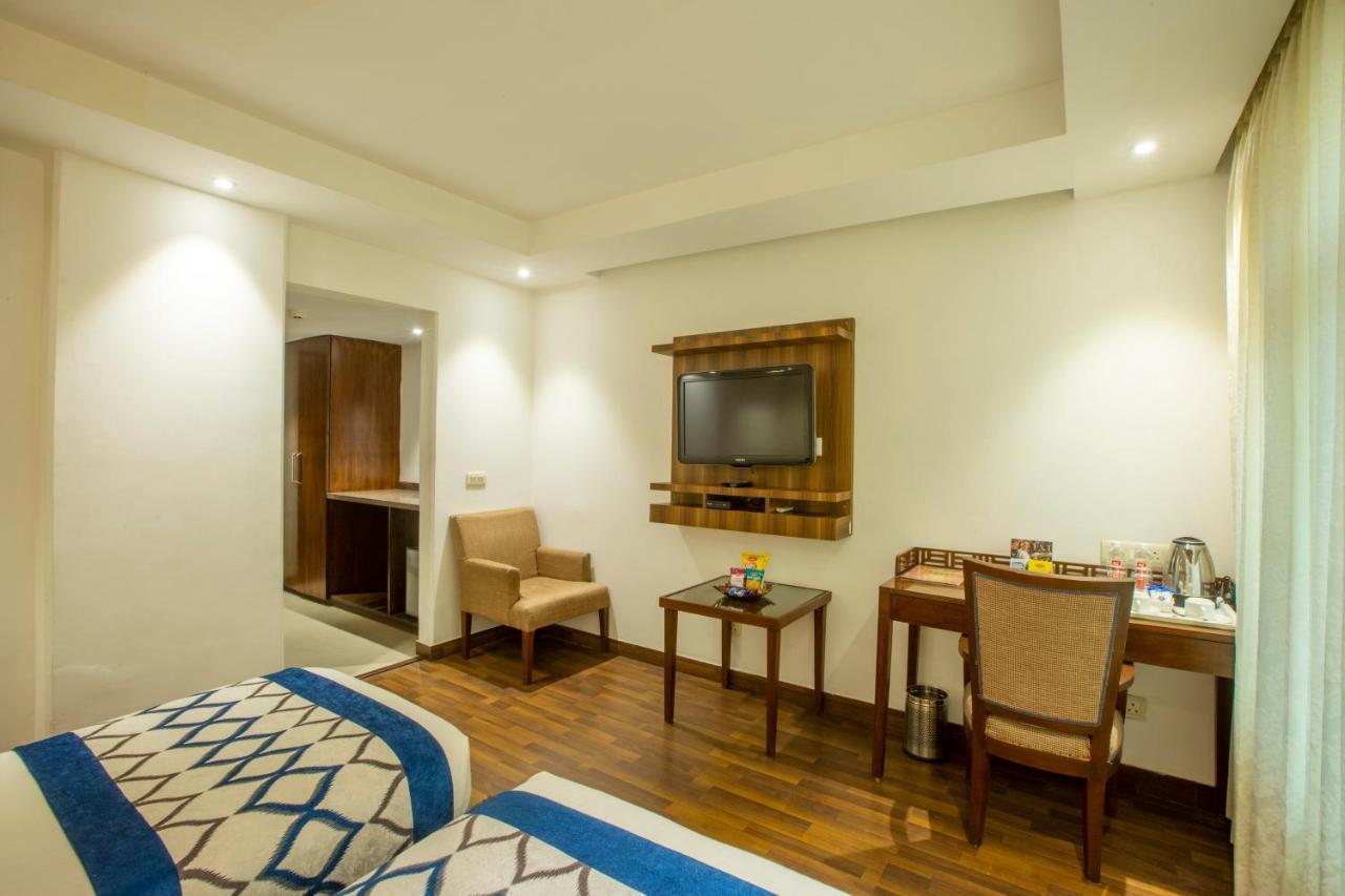 Hotel Arch International New Delhi Eksteriør billede